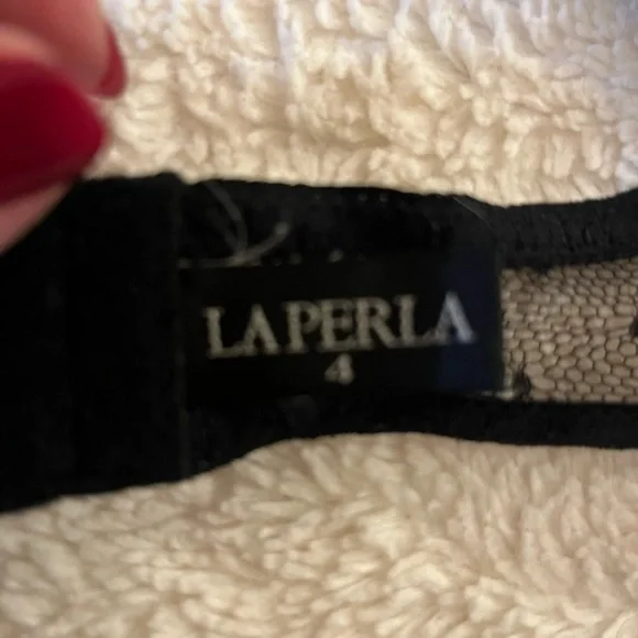 La Perla Black Lace Underwire Bra - Picture 8 of 8